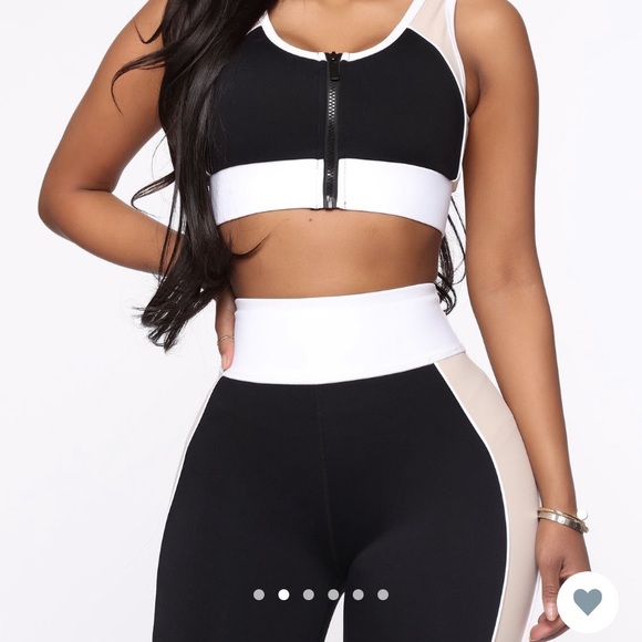 Prime Time Active Sports Bra and Leggings Set - Picture 3 of 8